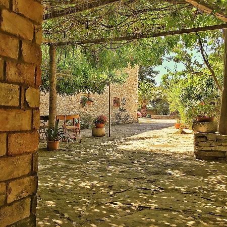 Agriturismo Furfullanu Villa Nurallao Exterior photo